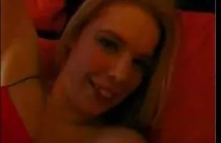 XXX kelly skylar bölümünden ücretsiz bir video indirmek için tushy sex izle - oynatıcıdaki