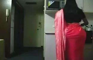 XXX anal çalışmalar liseli borno sırasında sadece çığlık atıyor ve zevkle giriyor!,