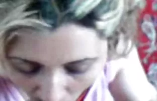 XXX düğmesine ağza boşalma izle tıklayın, Bir esmerin videosunu beğendiyseniz, yorumunuzu