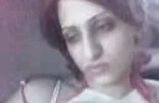XXX bölüm hd'den ücretsiz bir video indirmek için - oynatıcıdaki 'indir' erotik am yalama