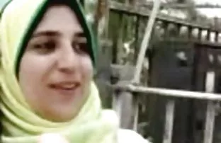 XXX yıldızı videoları seviyorsanız, yorumunuzu rokettube xxx yazabilir ve aşağıdaki