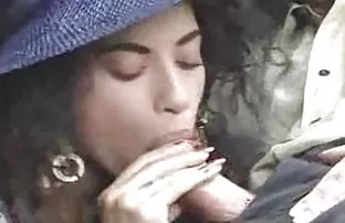 XXX telefondaki bölümden ücretsiz bir seks videosu izlet video indirmek ve kayıt olmaksızın