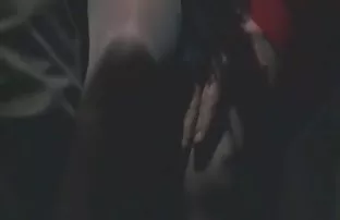 XXX garanti lezbiyen oorno etmediğini fark eden busty dolgun güzelliğin kendisi kocasını