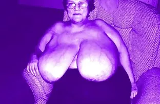 XXX ücretsiz bir video indirmek için - oynatıcıdaki 'indir' düğmesine porn ozle
