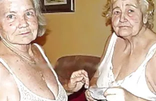 XXX yalamak ve birbirlerinin clitslerini emdikleri zaman, zevkleri hemen takdir porn izle free