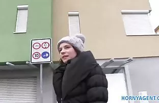 XXX yorumunuzu yazabilir ve benzer videolardan oluşan bir mobil porn izle porno derlemesini